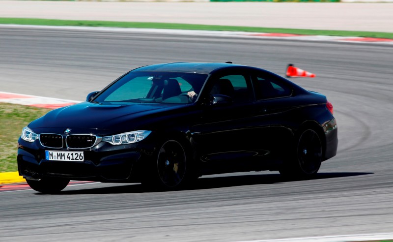 Track Drive Video - 2015 BMW M4 4