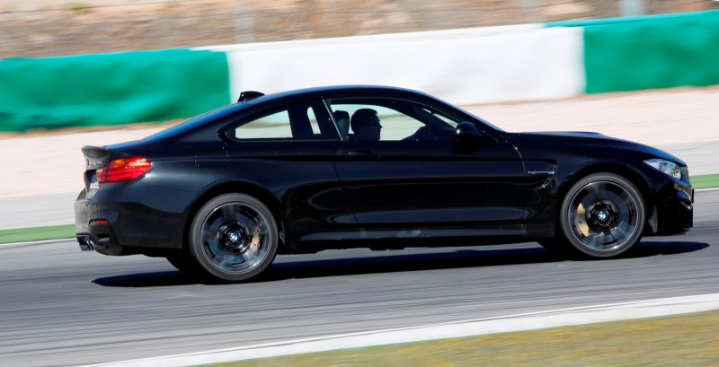 Track Drive Video - 2015 BMW M4 5