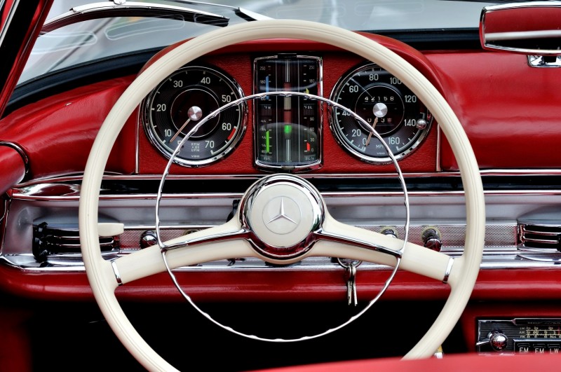 1963 Mercedes-Benz 300SL Roadster 52