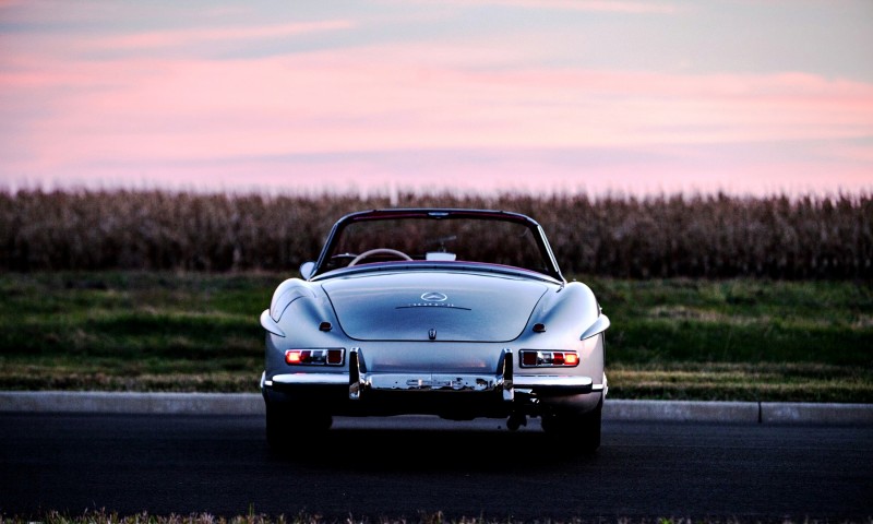 1963 Mercedes-Benz 300SL Roadster 97