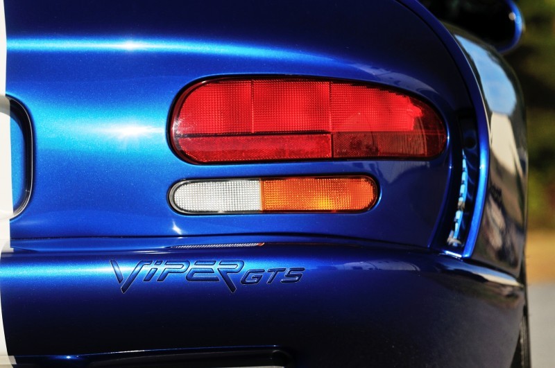 1996 Dodge Viper GTS Coupe 11