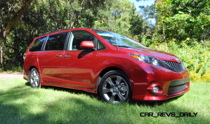 2014 Toyota Sienna SE 12