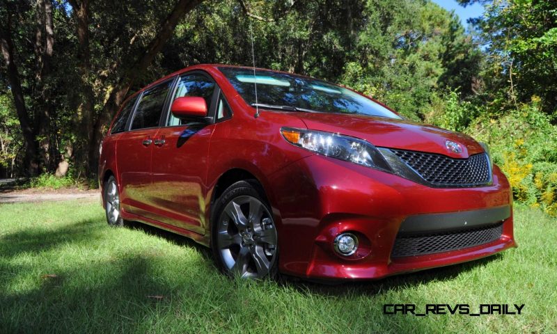 2014 Toyota Sienna SE 13