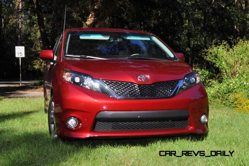 2014 Toyota Sienna SE 2