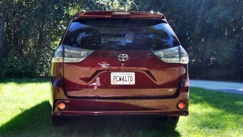 2014 Toyota Sienna SE 8