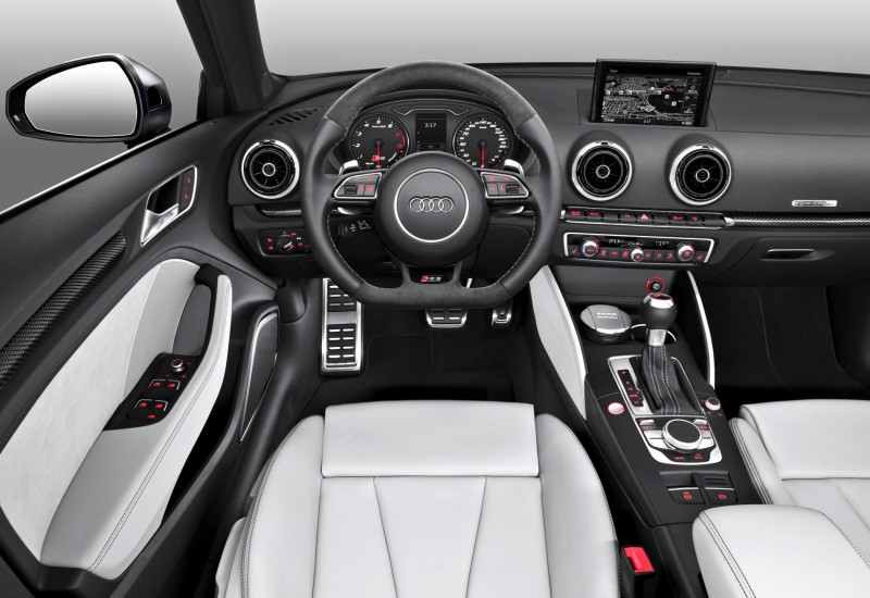 2015 Audi RS3 Sportback 15