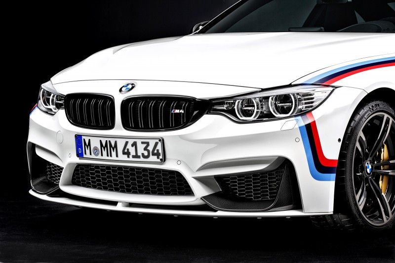 BMW M4 mit M Performance Parts