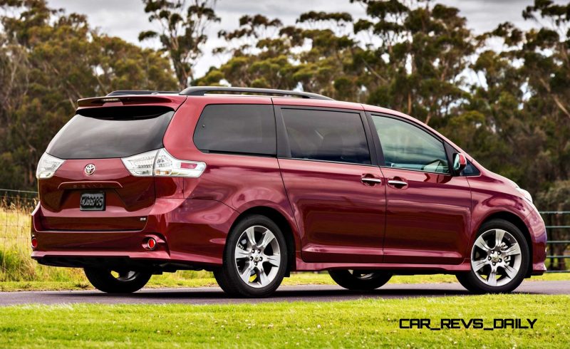 2015 Toyota Sienna XLE 15