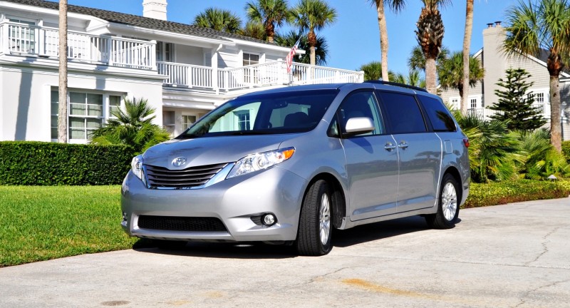 2015 Toyota Sienna XLE 20