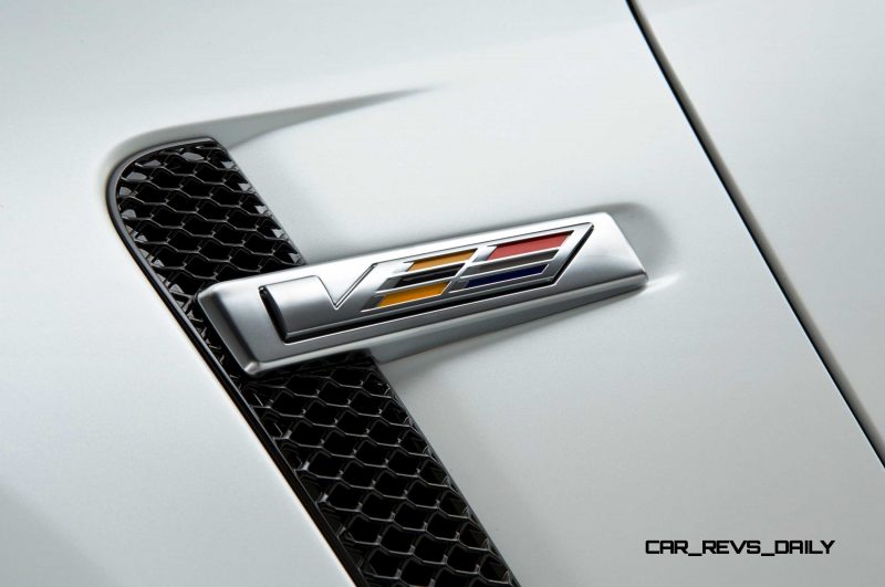 2016 Cadillac CTS-V Crystal White Tricoat 1