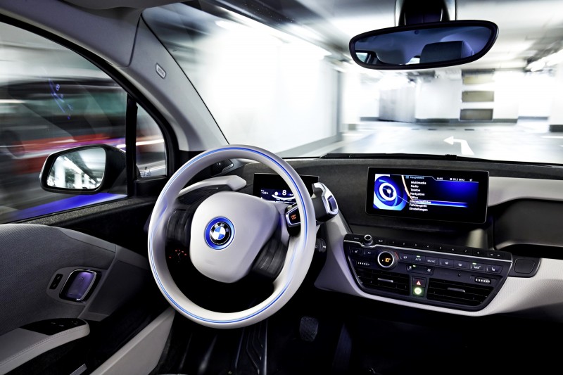 BMW i3 Brings Driverless Valet Parking to CES 2015 8