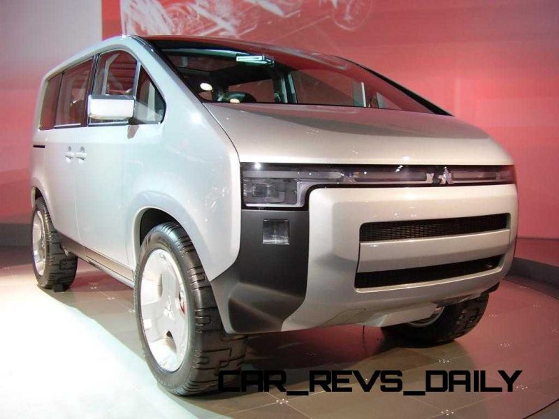 Concept Debrief - 2006 Mitsubishi D5 Was Future-Style Cool Van 12