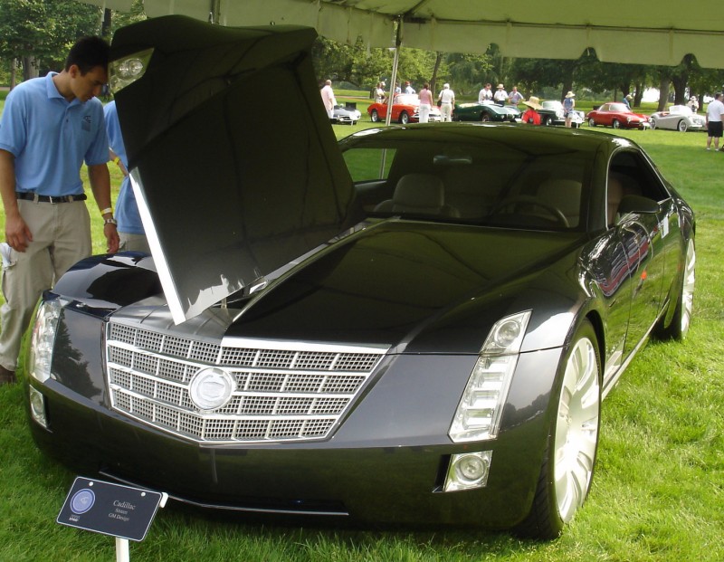 Concept Flashback - 2003 Cadillac Sixteen Hoped to Join $100k+ Limo Segment 63