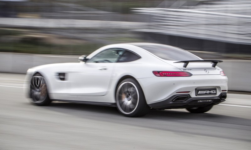 Mercedes-AMG GT Stars in Two Trippy Virtual-Reality Track Videos 1