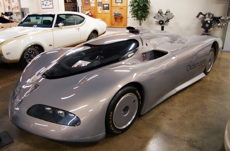 Oldsmobile Aerotech 38