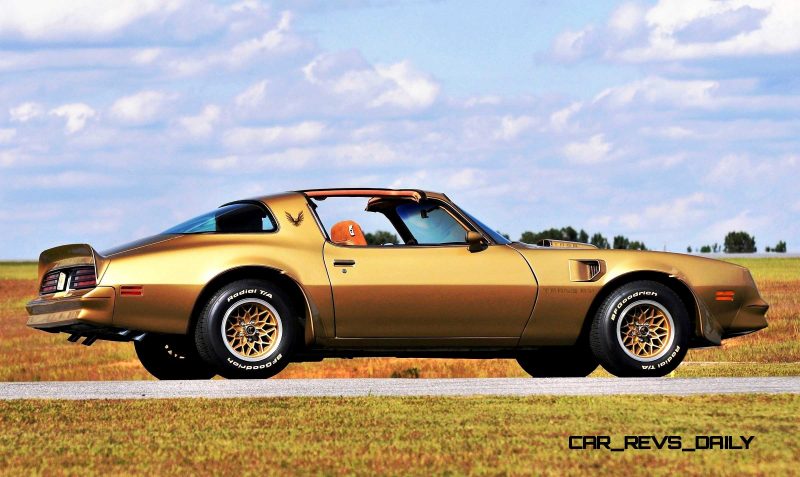 Pontiac Firebird Trans Am Y88 SE Gold Edition 2