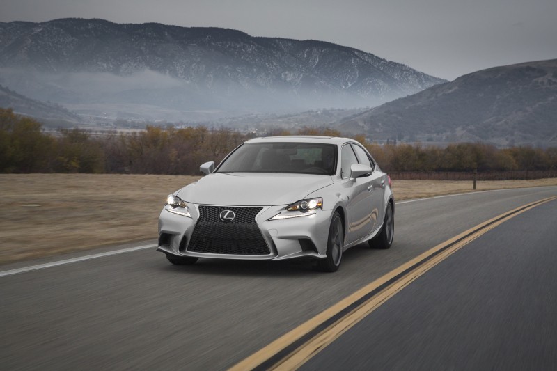 2014LexusISFSPORT026