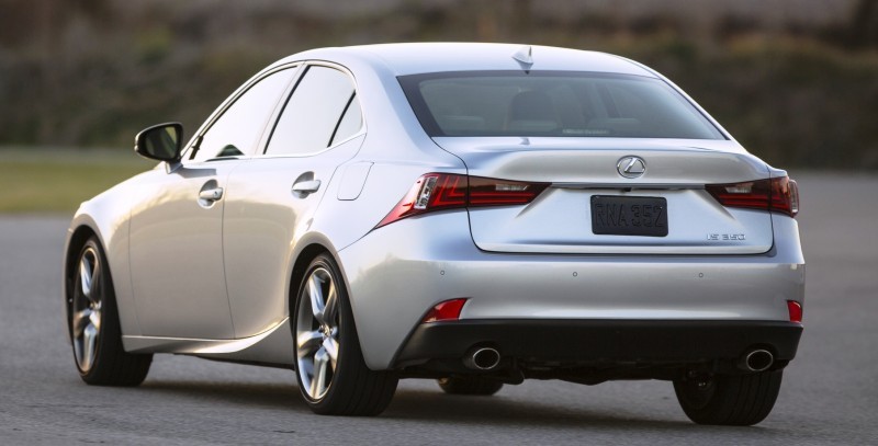 2014_Lexus_IS_350_020