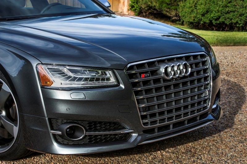 2015 Audi S8 with 520HP and 3.9s to 60MPH Is Quickest and Definitely The Coolest A8  26