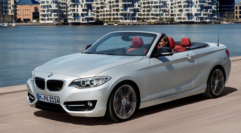 2015 BMW 228i and M235i Convertibles Make Tail-Out, Top-Down World Debut 22