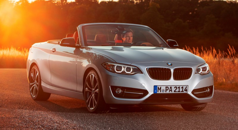 2015 BMW 228i and M235i Convertibles Make Tail-Out, Top-Down World Debut 23