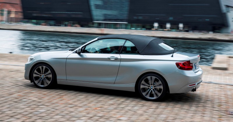 2015 BMW 228i and M235i Convertibles Make Tail-Out, Top-Down World Debut 51