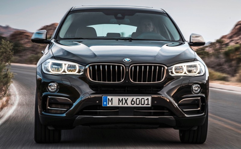 2015 BMW X6 Debuts Tech-tastic 445HP xDrive50i and New Rear-Drive sDrive35i 12