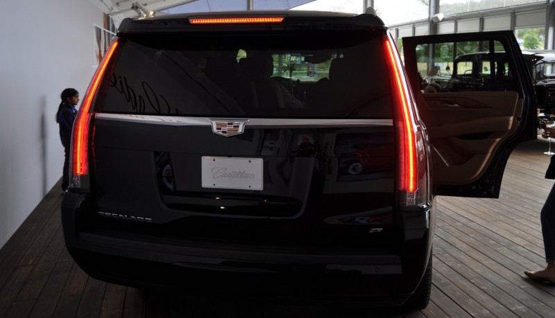 2015 Cadillac Escalade Platinum and Standard Model Unveiled for Pebble Beach 27