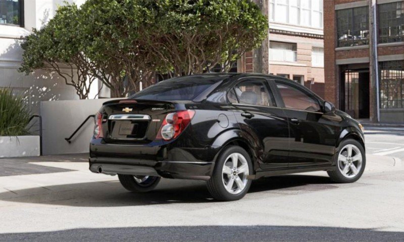 2015 Chevy Sonic RS Sedan COLORS and Buyers Guide Info 56