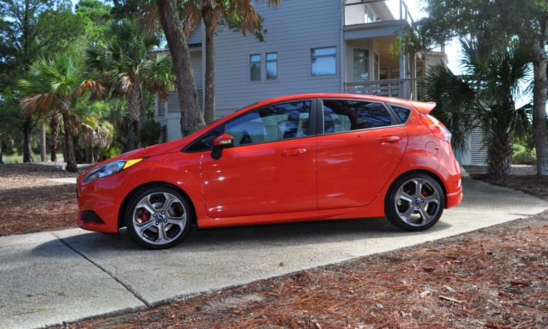 2015 Ford Fiesta ST 13