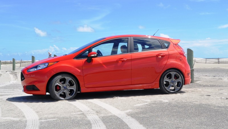 2015 Ford Fiesta ST 22