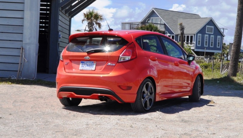 2015 Ford Fiesta ST 47