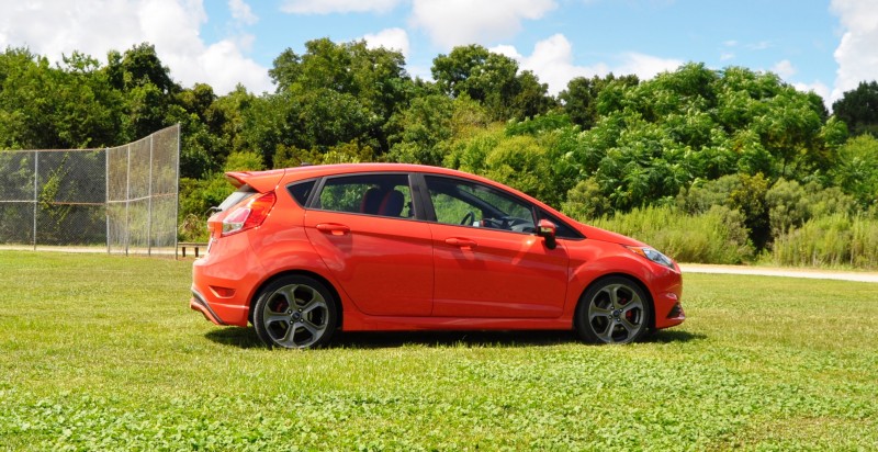 2015 Ford Fiesta ST 62