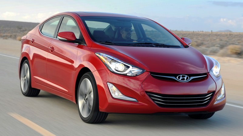 2015 Hyundai Elantra Sedan Brings Classy LED and Tech Updates  12