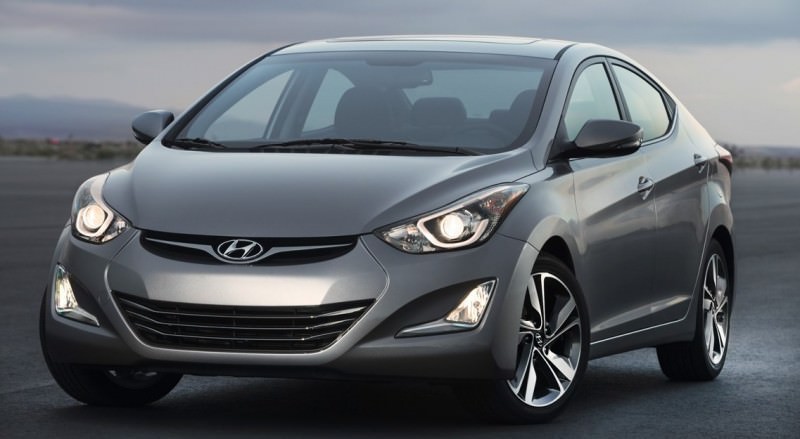 2015 Hyundai Elantra Sedan Brings Classy LED and Tech Updates  14