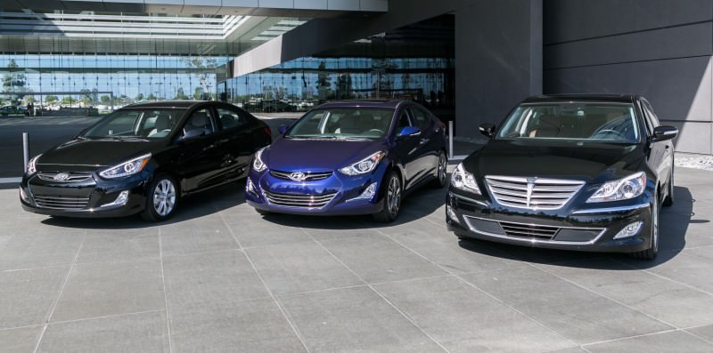 2015 Hyundai Elantra Sedan Brings Classy LED and Tech Updates  15