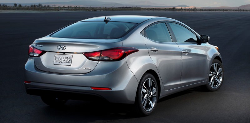 2015 Hyundai Elantra Sedan Brings Classy LED and Tech Updates  16