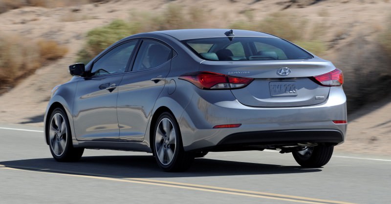 2015 Hyundai Elantra Sedan Brings Classy LED and Tech Updates  17