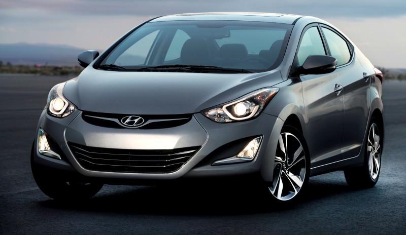 2015 Hyundai Elantra Sedan Brings Classy LED and Tech Updates  2