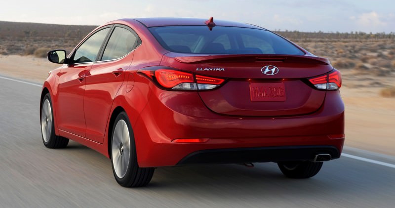 2015 Hyundai Elantra Sedan Brings Classy LED and Tech Updates  20