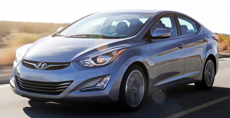 2015 Hyundai Elantra Sedan Brings Classy LED and Tech Updates  3