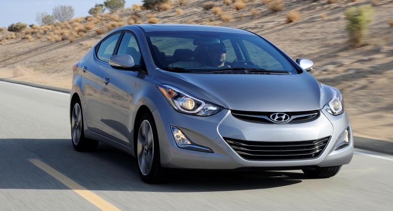 2015 Hyundai Elantra Sedan Brings Classy LED and Tech Updates  7