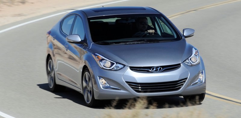 2015 Hyundai Elantra Sedan Brings Classy LED and Tech Updates  9