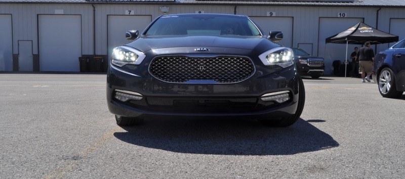 2015 Kia K900 LED Lighting Low, High and Brake Light Photos 16