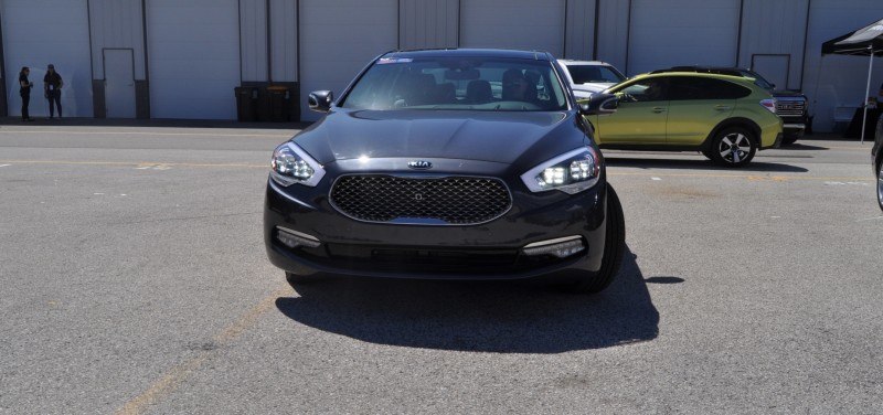 2015 Kia K900 LED Lighting Low, High and Brake Light Photos 21