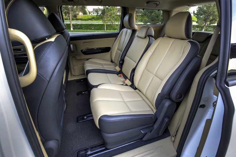 2015 Kia Sedona Becomes Seriously Competitive With Lux Style, Tech and Cabin Space 23