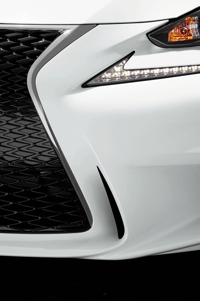 2015 Lexus Crafted Line Debuts at Pebble Beach with Five TUMI-Styled Production Models 10