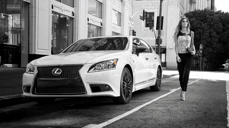 2015 Lexus Crafted Line Debuts at Pebble Beach with Five TUMI-Styled Production Models 13