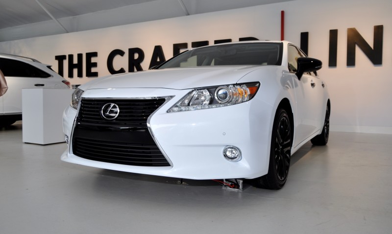 2015 Lexus ES Crafted Line 13