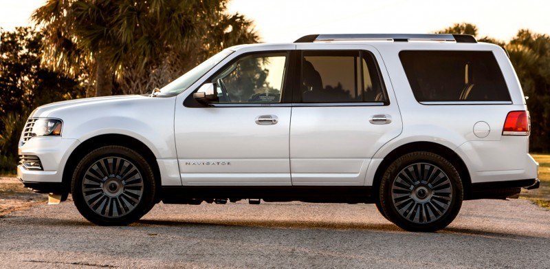 2015-Lincoln-Navigator-11sd